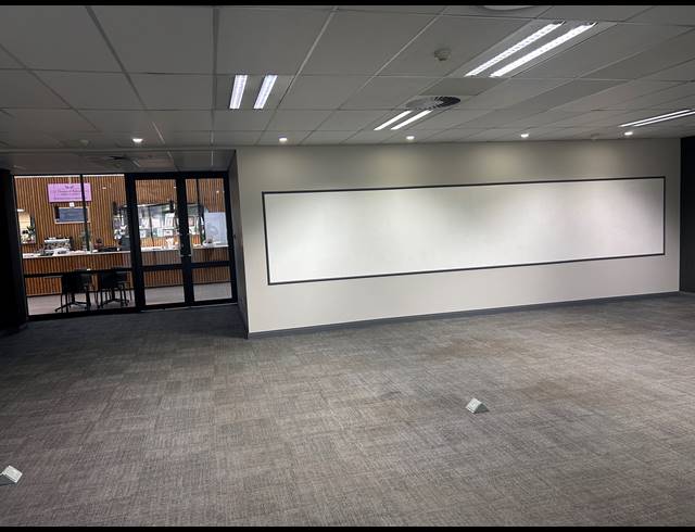 217M² OFFICE TO LET IN MENLYN